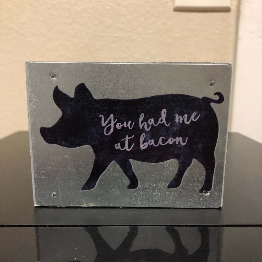 Rustic Farm House Pig Home Decor Sign